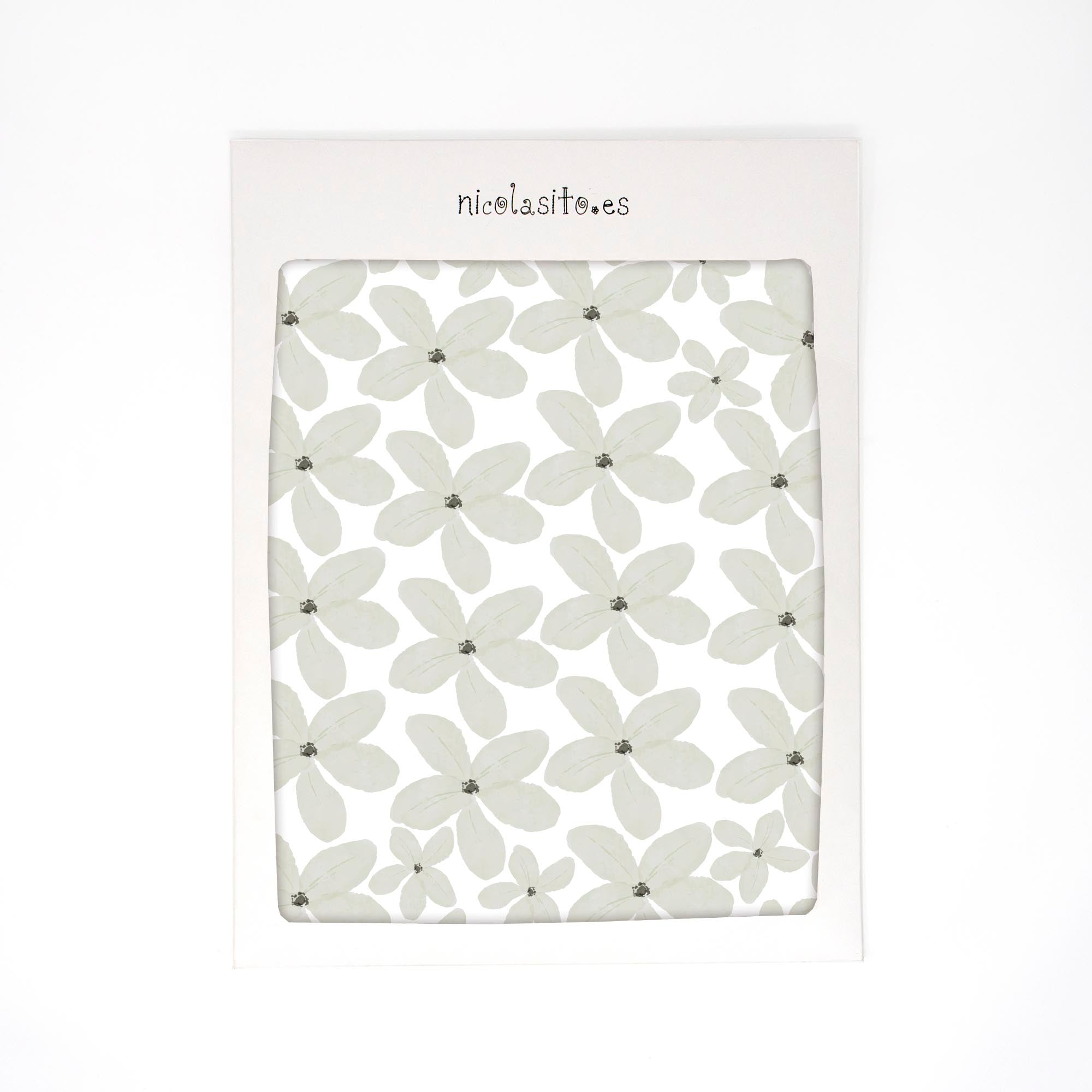 Primer plano de las 34 flor boho de vinilo en tonos verde en su embalaje original, muestra de tamaño real - Nicolasito.es #color_flores-boho-oliva