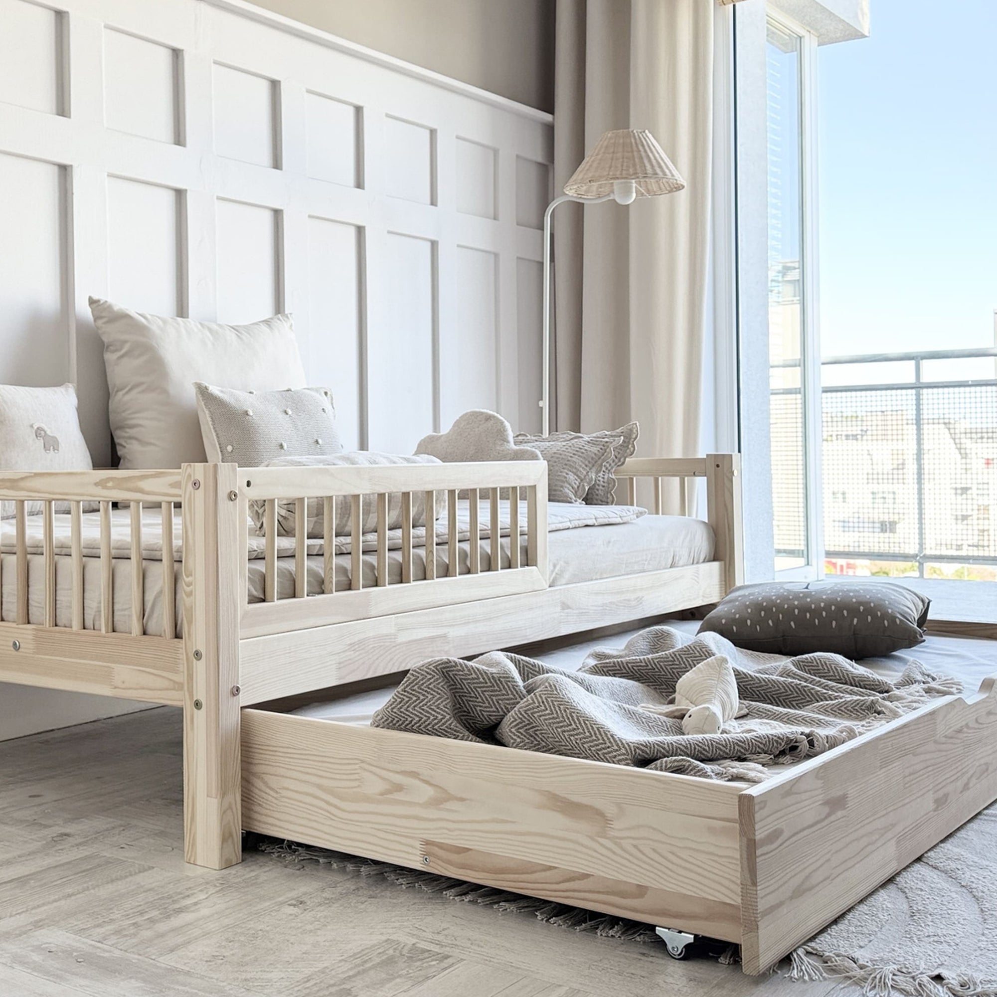 Cama Nórdica Natural Nido con cajón extraíble convertido en cama auxiliar para niños - Nicolasito.es