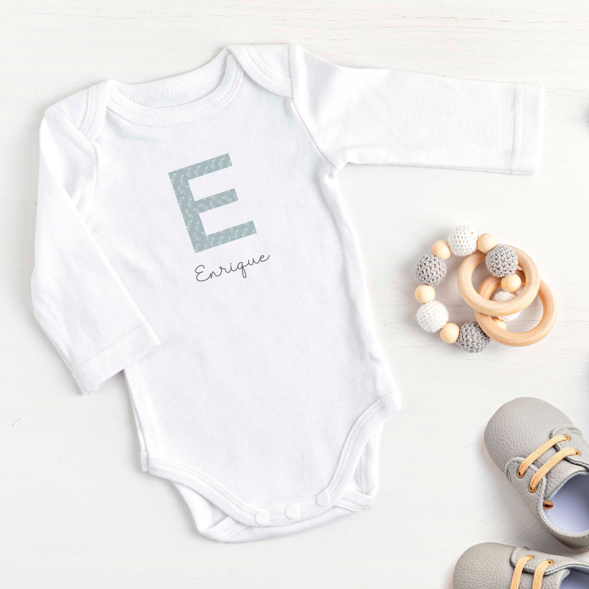 comprar body infantil personalizado con el nombre y la inicial 