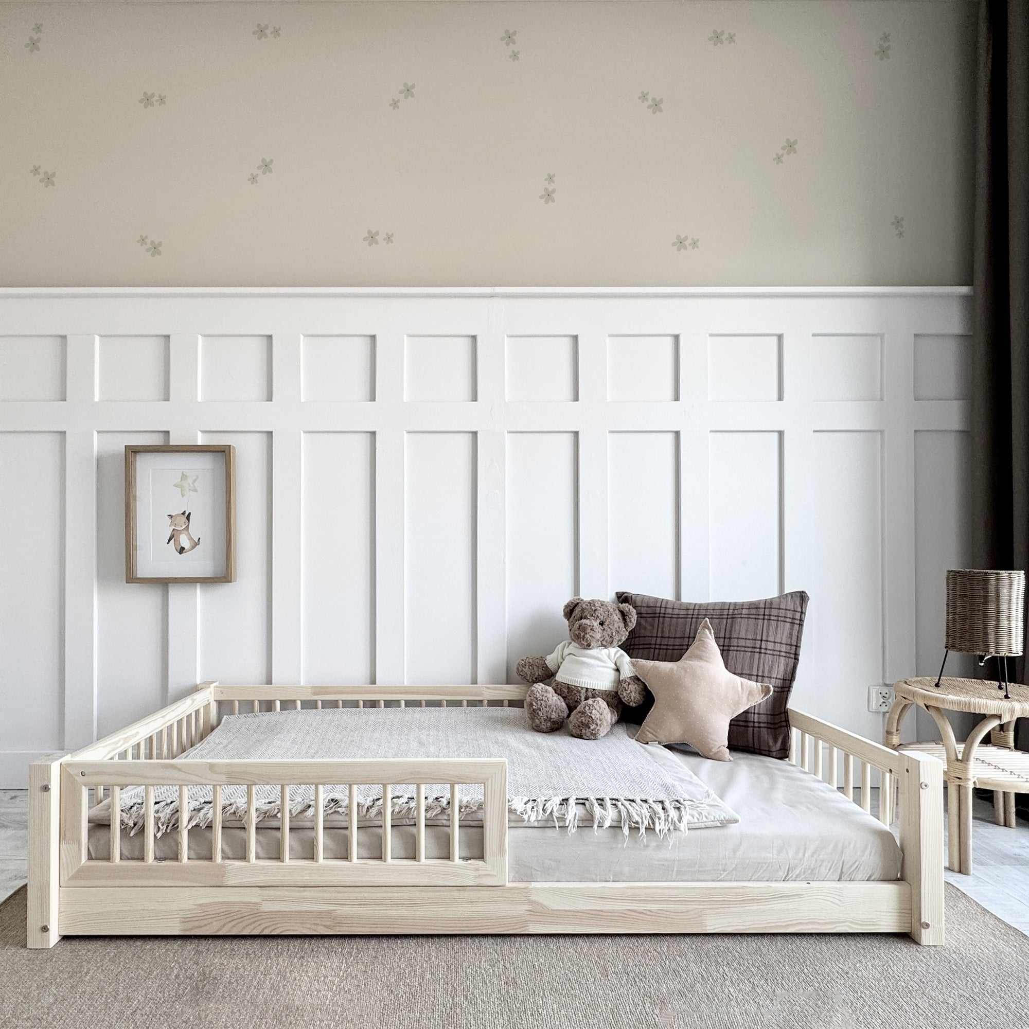 Cama Nórdica Natural con patas bajas de 1 cm, diseño infantil seguro y cerca del suelo - Nicolasito.es #Altura de las piernas_1 centímetro