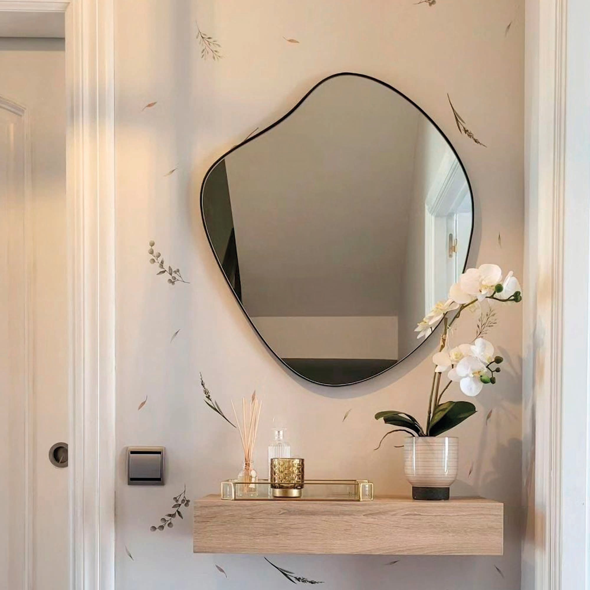 Vinilo decorativo Plantas Nature Nicolasito.es instalado en pared blanca recibidor casa estilo nordico