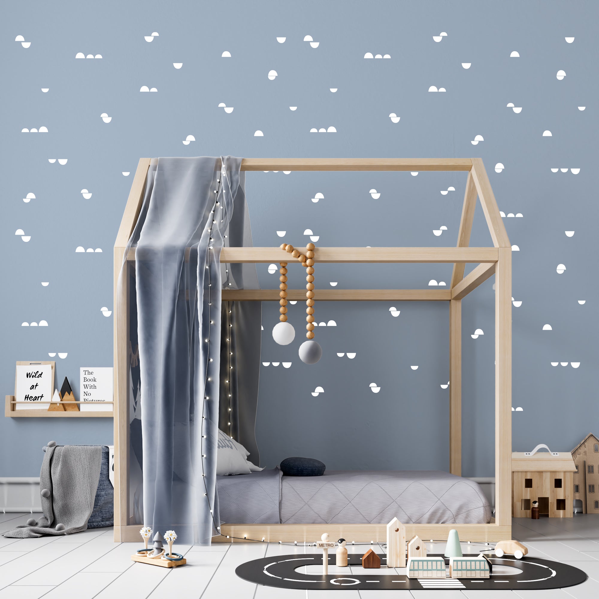 Vinilo infantil mini medias lunas en tono blanco sobre pared azul de dormitorio infantil - Nicolasito.es #color_Blanco