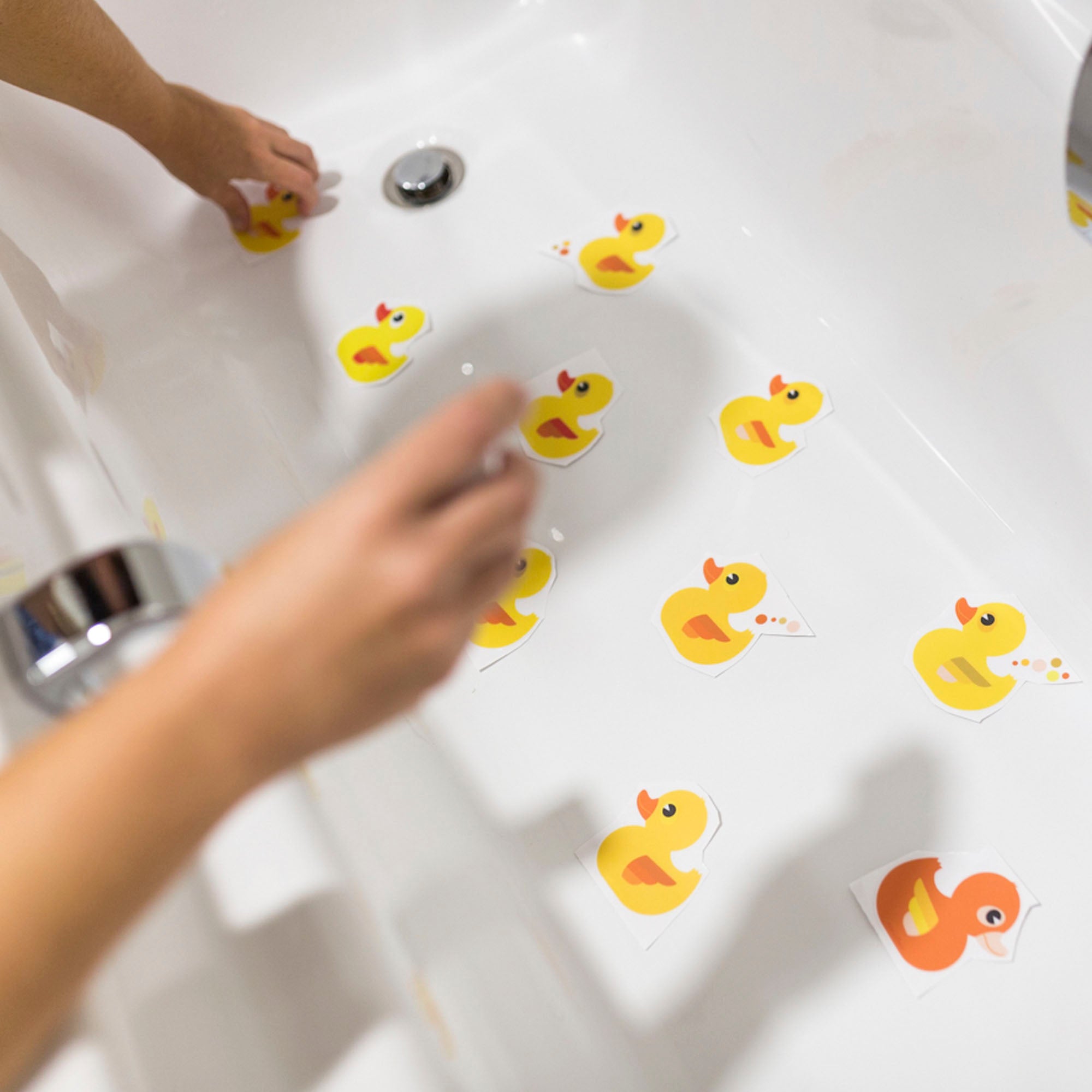 Comprar vinilo antideslizante para bañeras Patitos