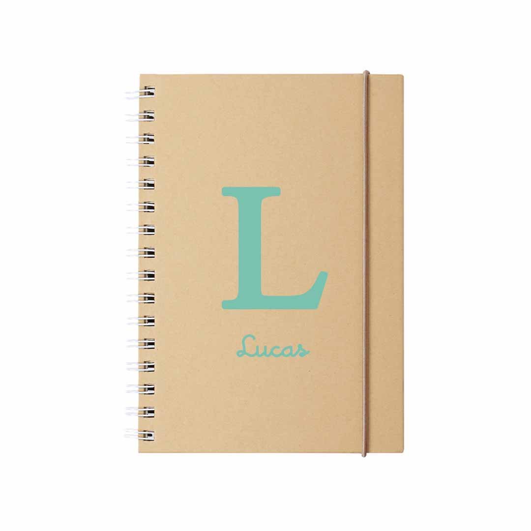 Cuaderno personalizado con inicial y nombre para regalar el día del padre.