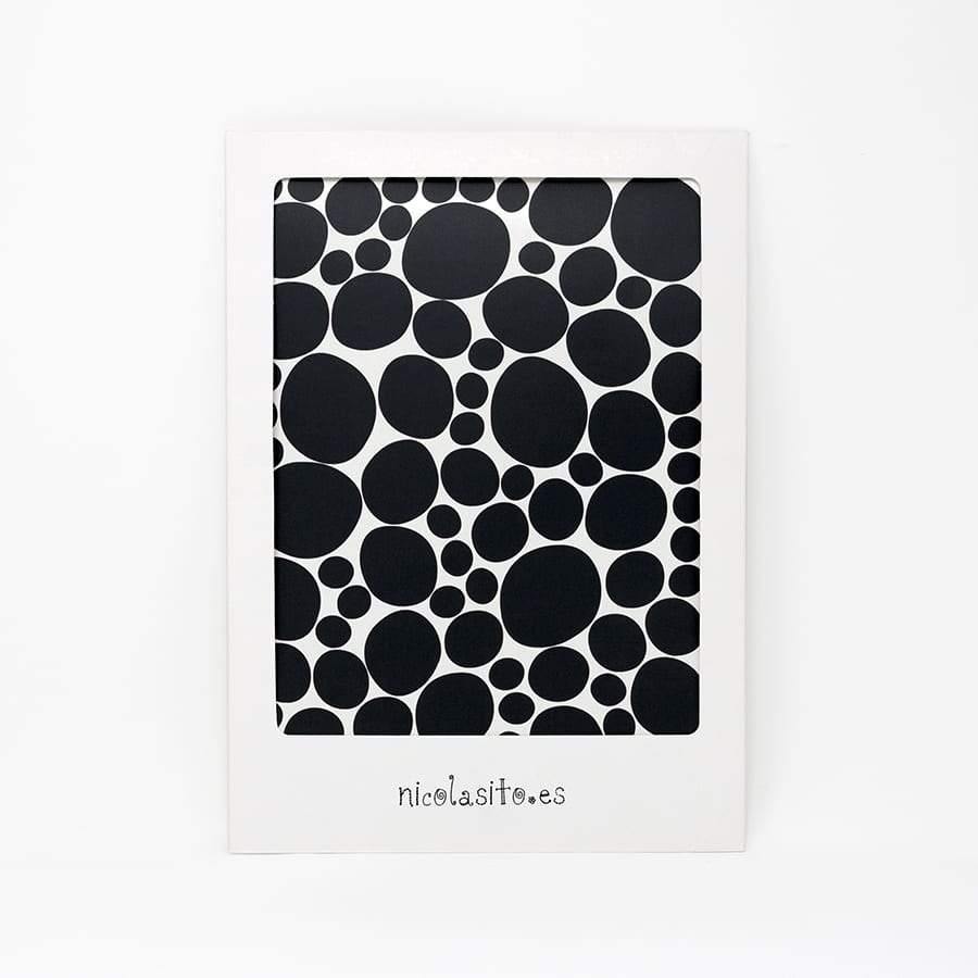 Vinilo adhesivo lunares irregulares de color negro en su presentación original de venta - Nicolasito.es #color_Negro