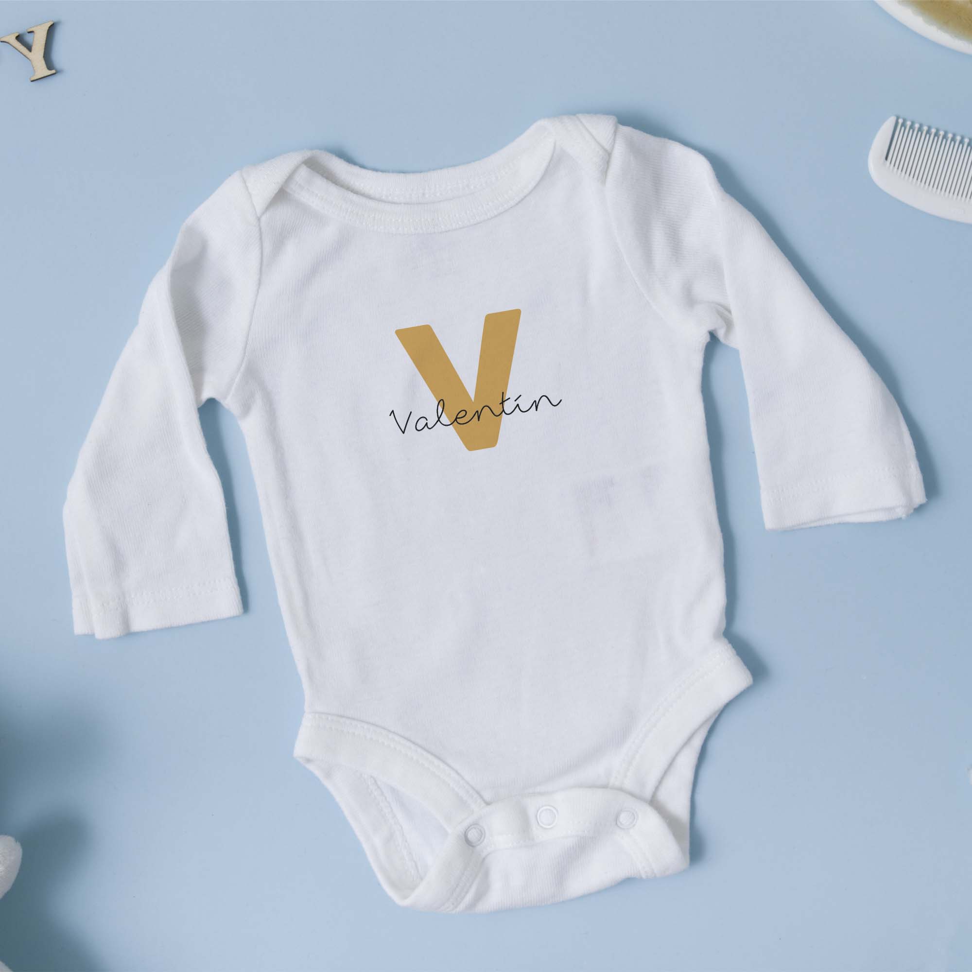 comprar body infantil personalizado con el nombre y la inicial del niño