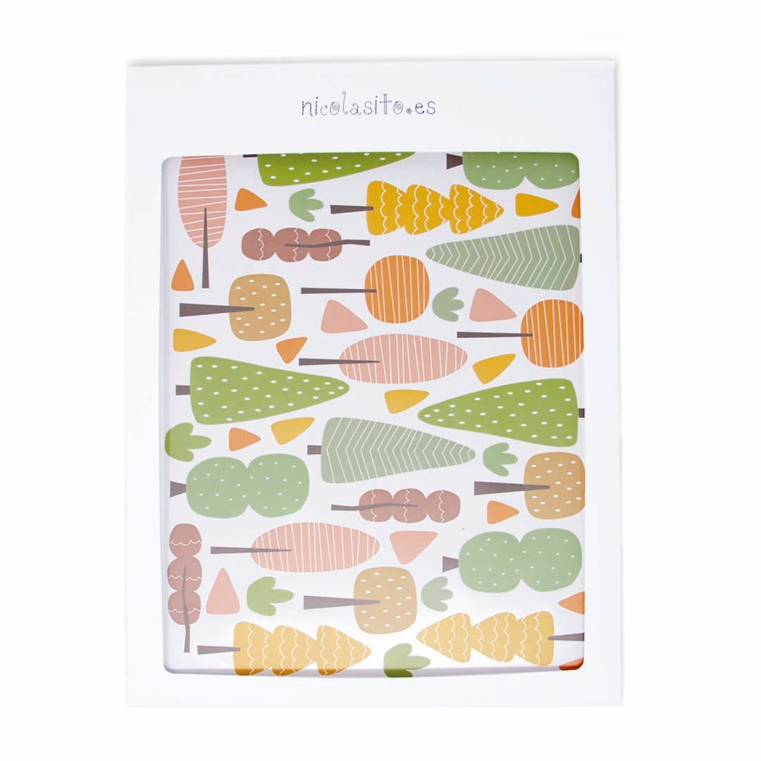 Paquete de 22 árboles adhesivos de pared en su packaging original de envío. Vinilo removible fácil de aplicar - Nicolasito.es #color_otoño