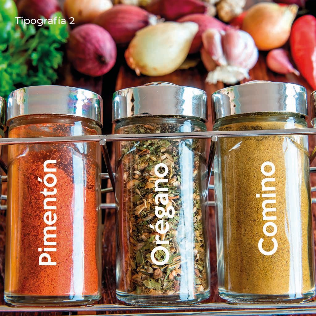 Etiquetas personalizadas con nombre en color blanco sobre tarros transparentes para organizacion de cocina - Nicolasito.es #Tamaño_pequeño