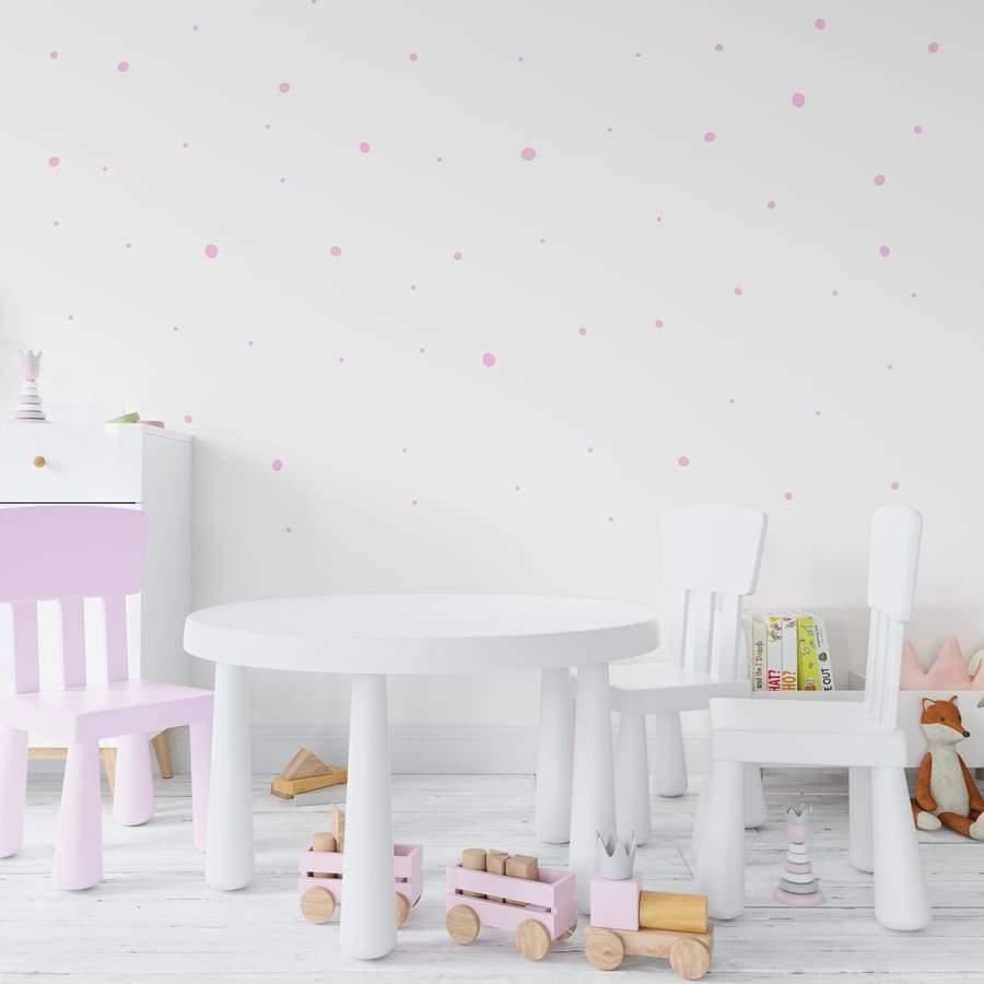 Decoración nórdica con vinilo adhesivo lunares irregulares de color rosa en pared blanca - Nicolasito.es #color_Rosa