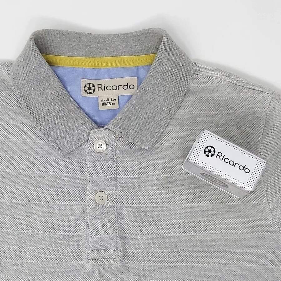 Sello para marcar ropa Fútbol aplicado sobre camiseta infantil, tinta textil lavable y duradera ideal para uniformes escolares y equipaciones deportivas - Nicolasito.es #Iconos_ Balón fútbol