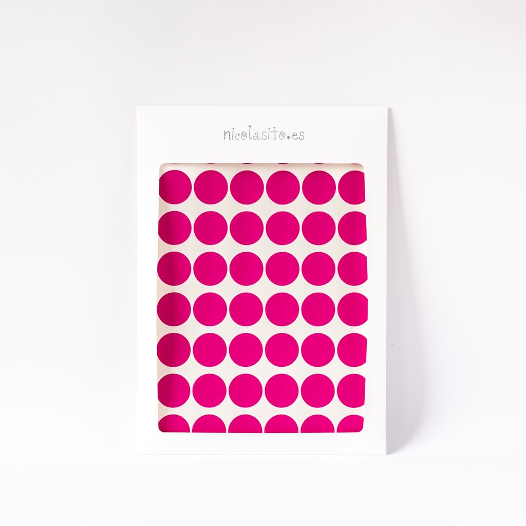 Paquete cerrado con vinilo adhesivo decorativo topitos lunares de 3 cm - Nicolasito.es #color_Fucsia