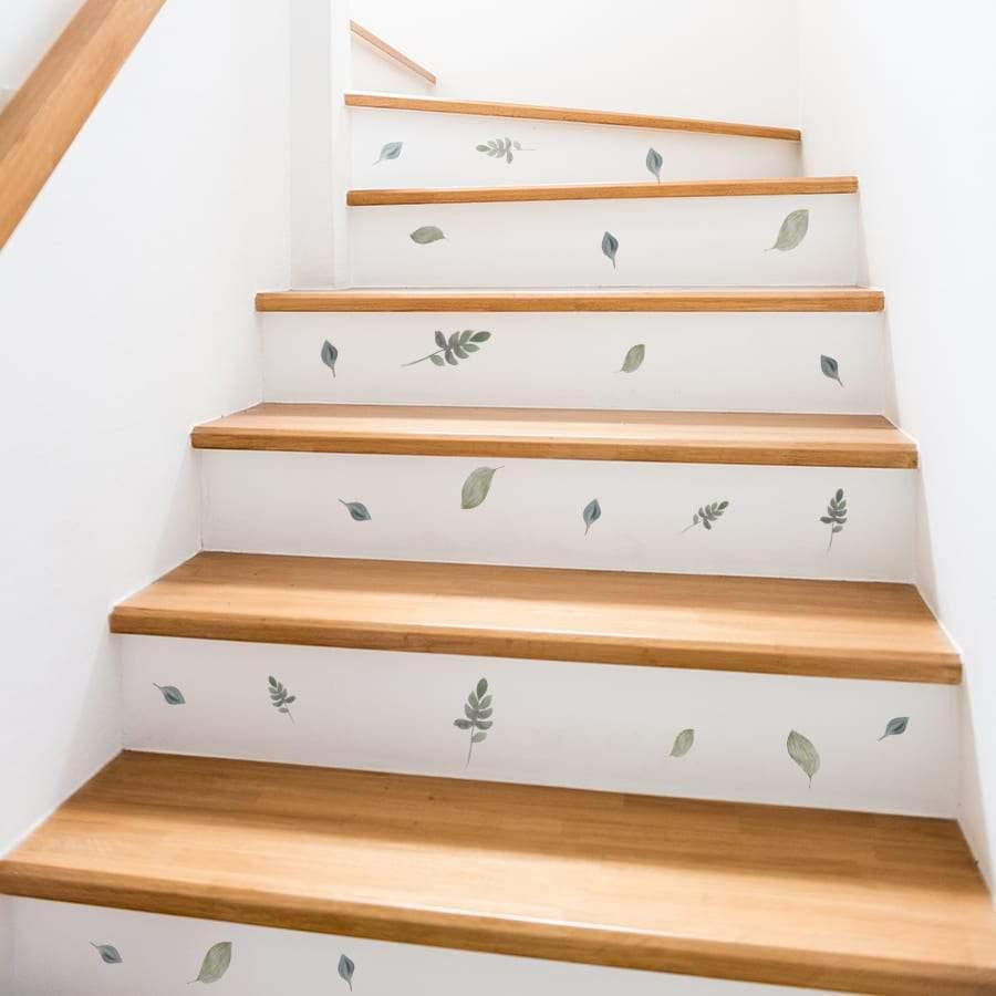 Decorar las escaleras con Vinilos de hojas de nicolasito