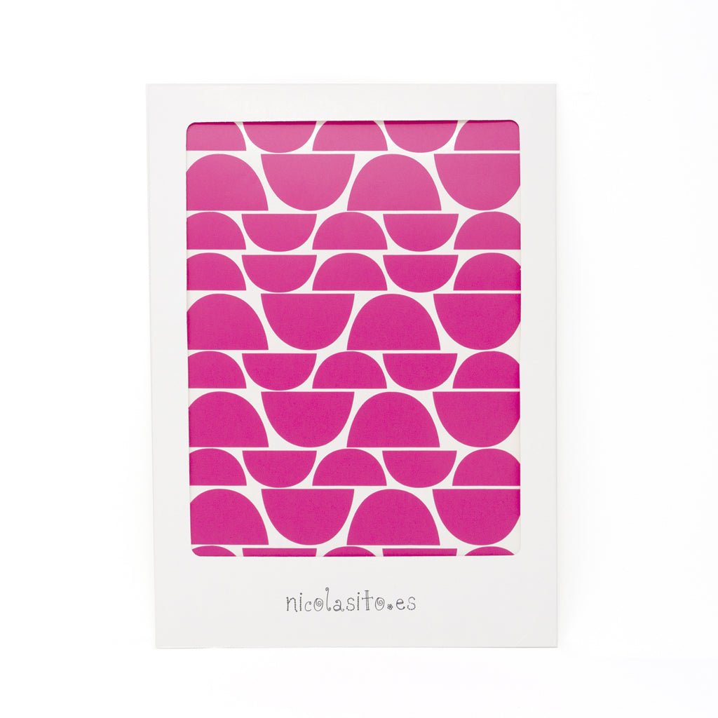 Detalle del packaging ecológico del vinilo decorativo de pared mini medias lunas - Nicolasito.es #color_Fucsia