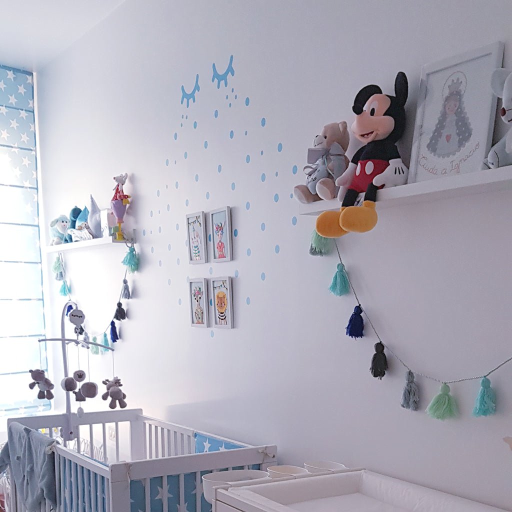 Ideas decoración infantil cuarto del bebé vinilo ojitos y topitos #color_Azul cielo