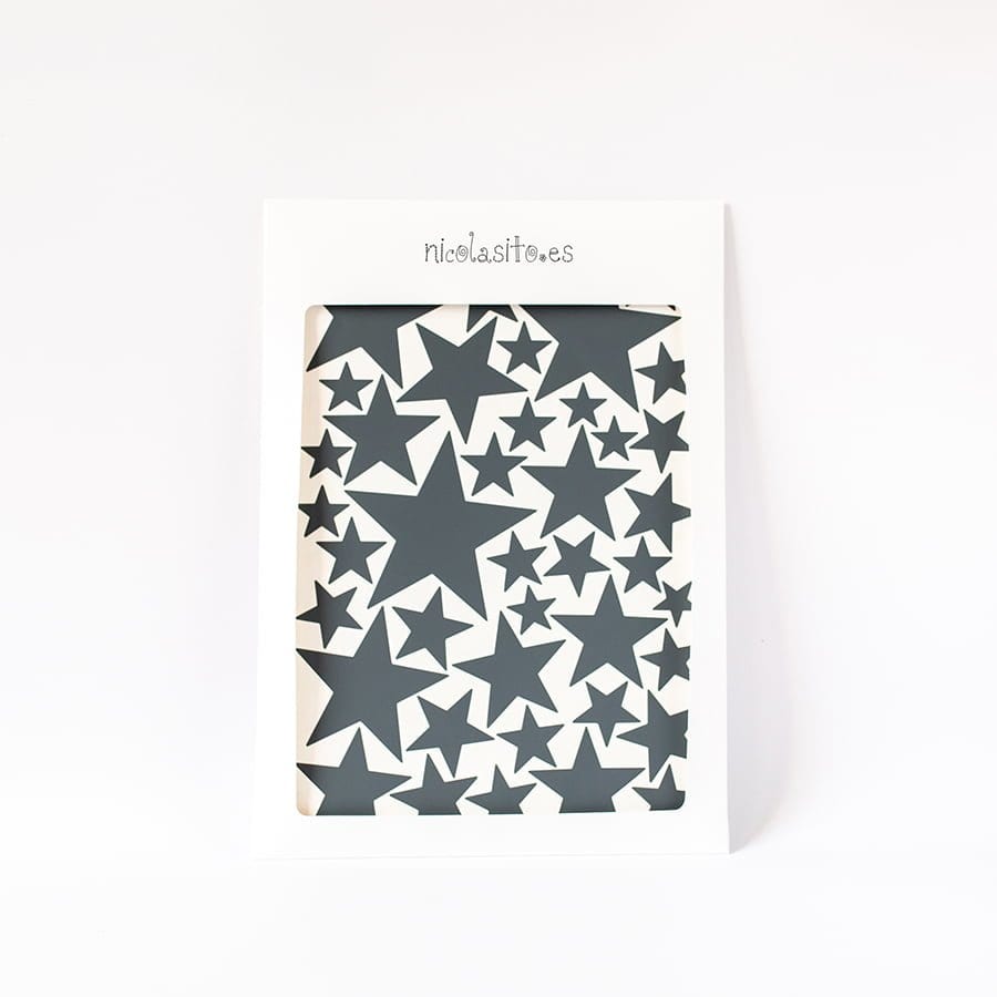 Paquete de las 43 estrellas de vinilo decorativo removible en color gris oscuro en su paquete de envío original - Nicolasito.es #color_Gris oscuro