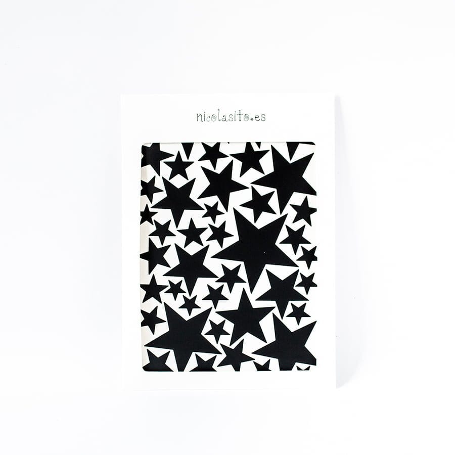 Vinilo decorativo estrellas mix en color negro listo para envío, dentro de su paquete de presentación final - Nicolasito.es #color_Negro