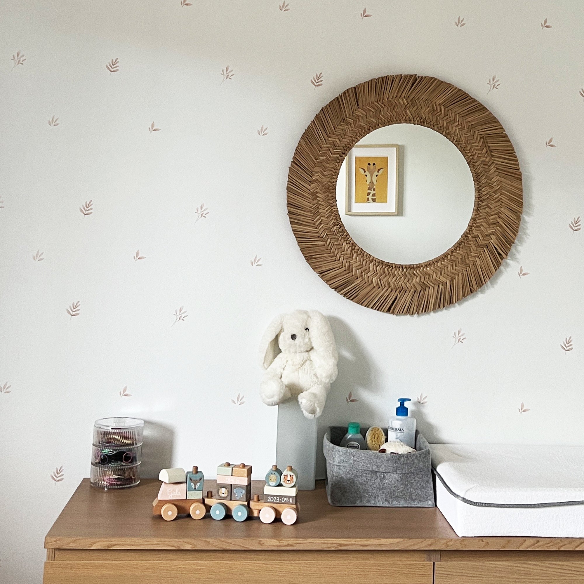 comprar hojas acuarela para decorar dormitorios #color_plantas-acuarela-beige