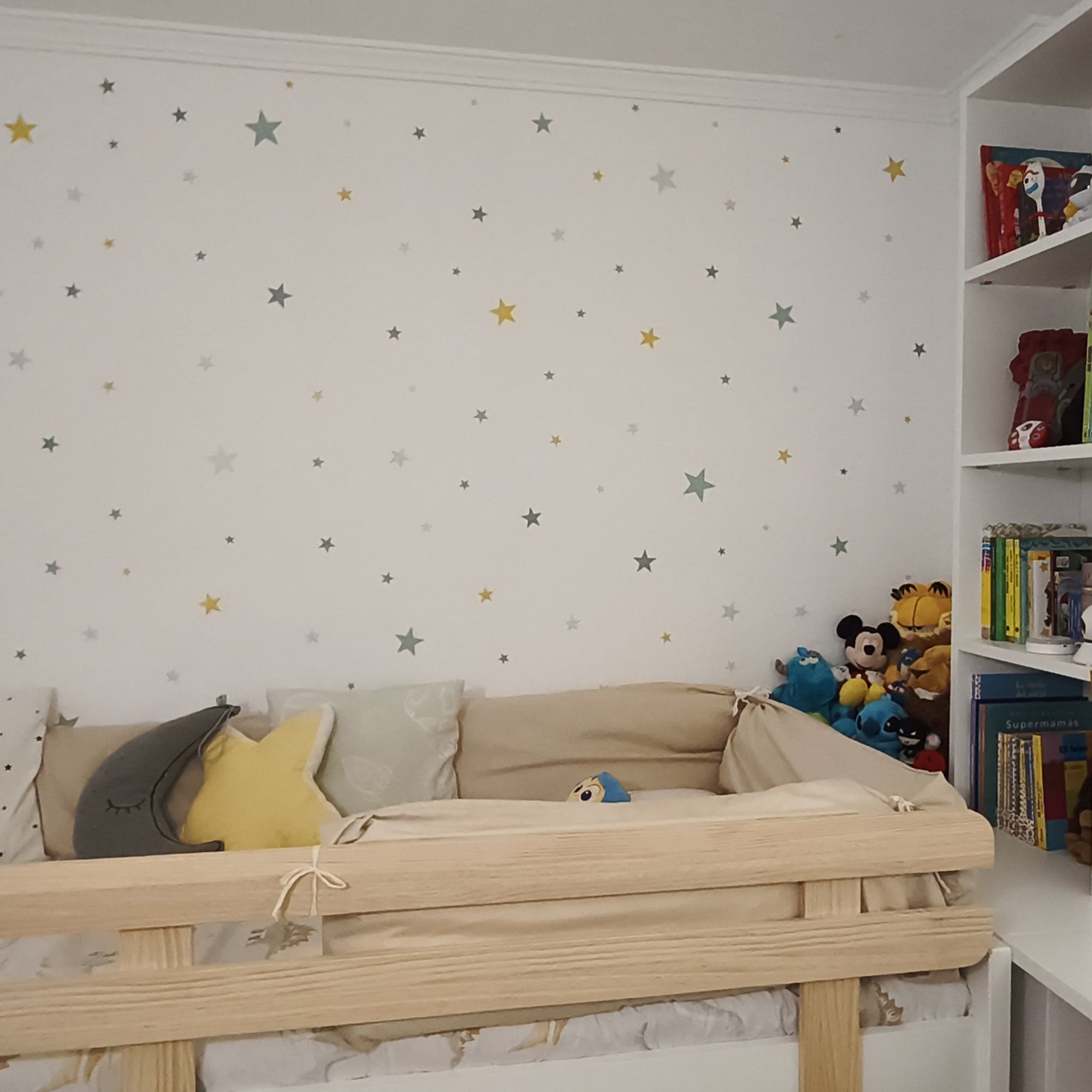 Vinilo decorativo Estrellas pastel mint para cuarto bebé. Nicolasito #color_Pastel mint
