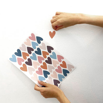 vinilo-decorativo-para-paredes-de-dormitorio-infantil-en-forma-de-corazones-nicolasito