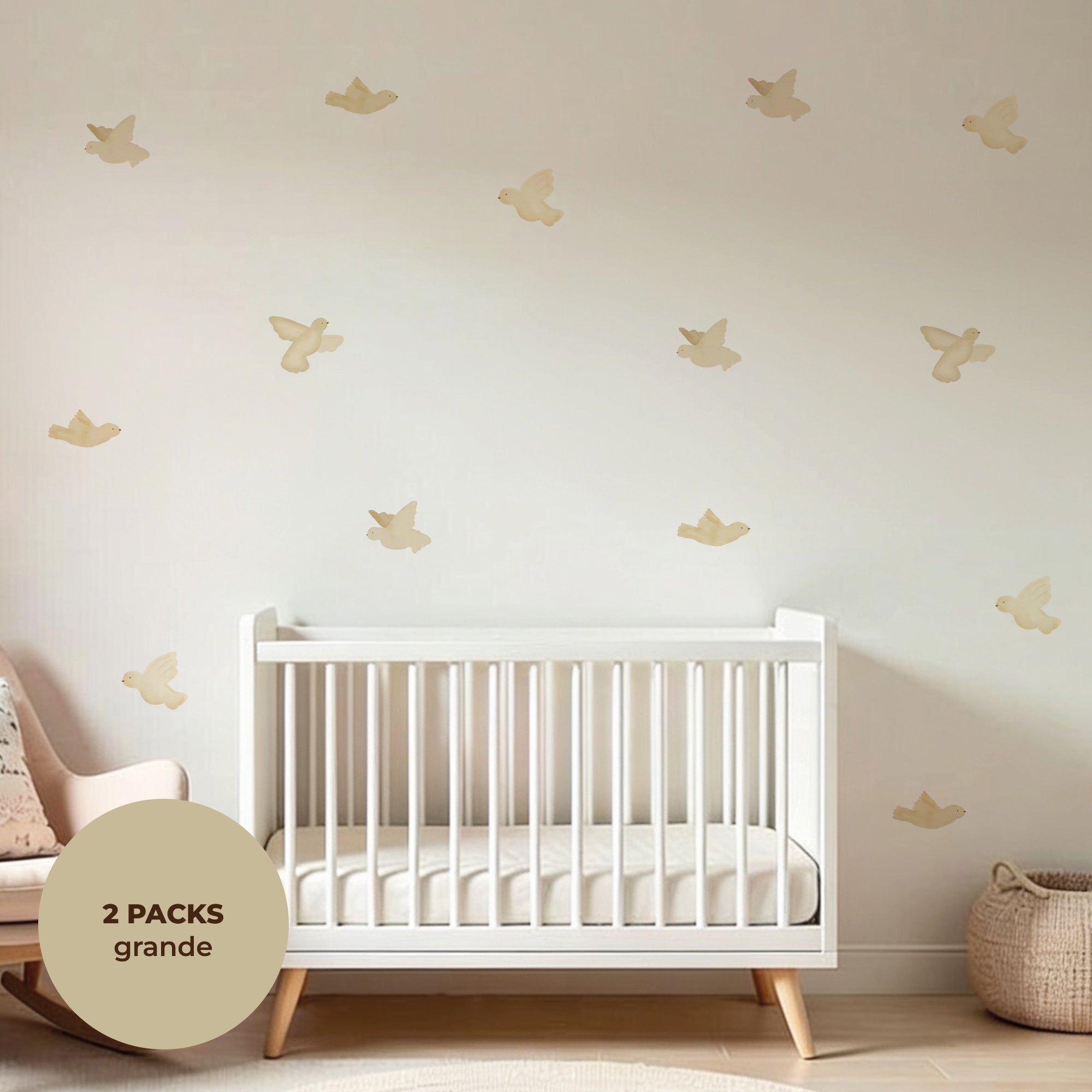 Dormitorio infantil decorado con dos packs de vinilos adhesivos de pájaros acuarela beige en tamaño grande - Nicolasito.es #Tamaño_Grande