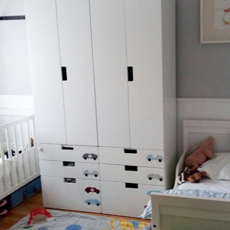 Vinilos infantiles coches vintage para decorar muebles